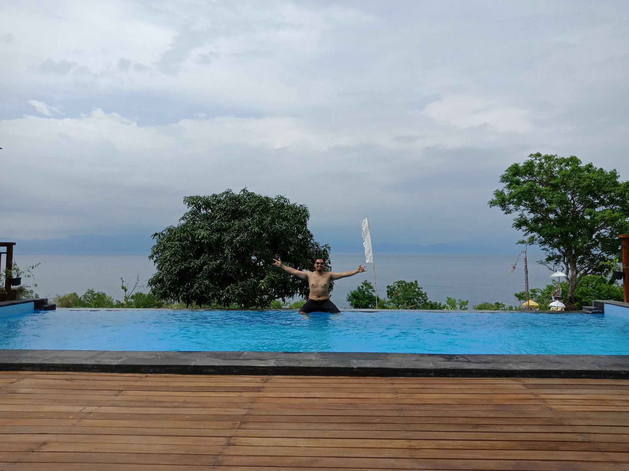 Guest house Bataran Garden