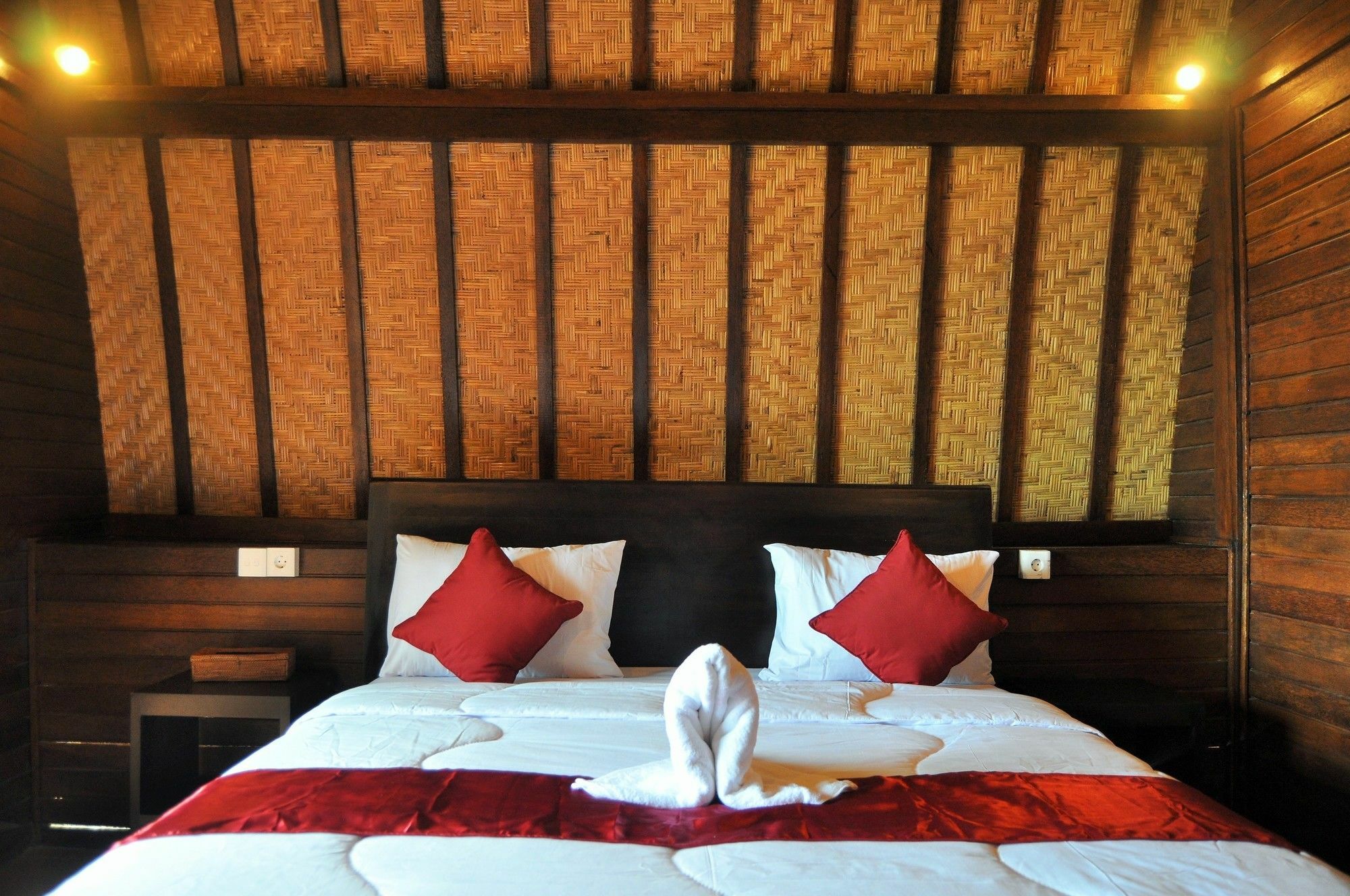 Bataran Garden Guest house 4*